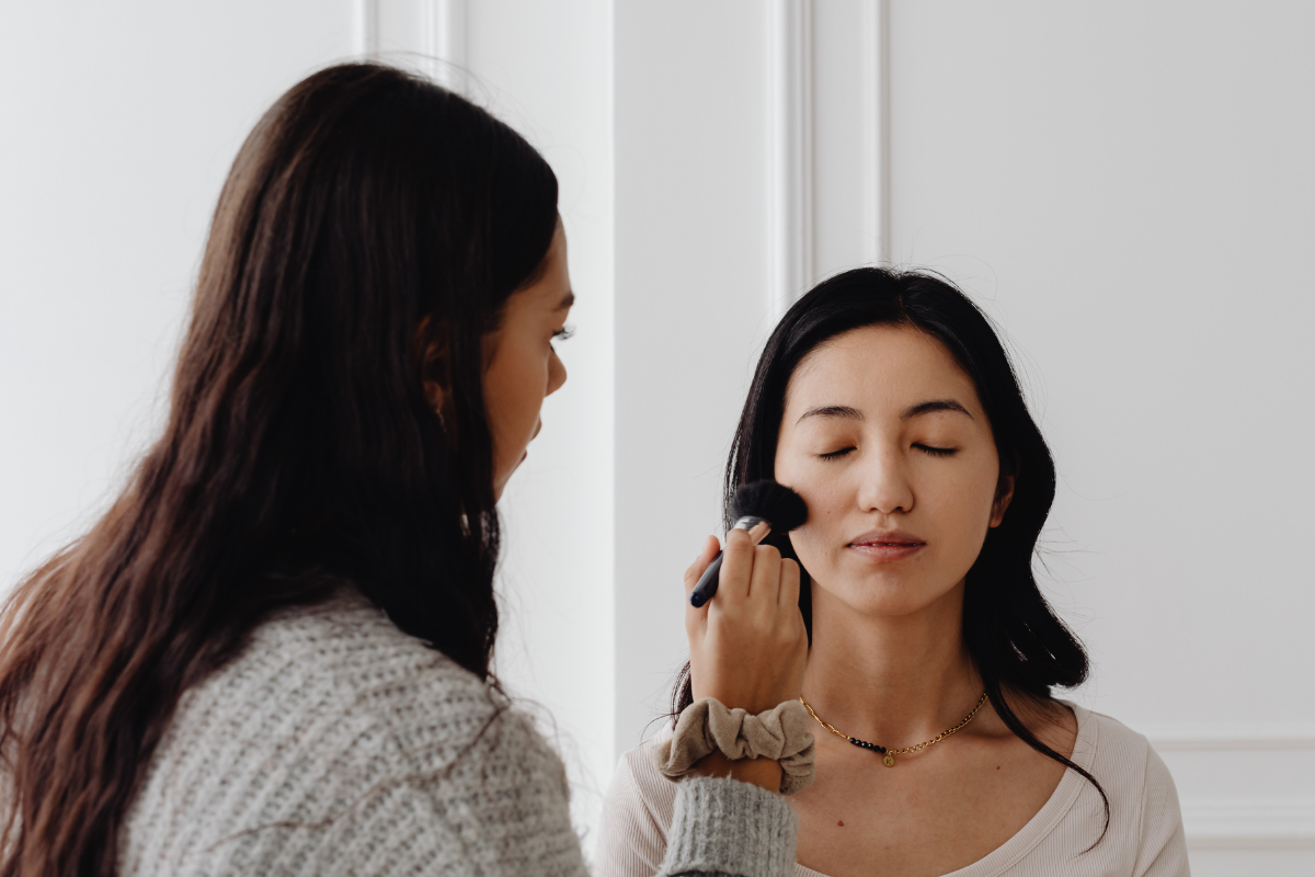 passo a passo para montar um kit de maquiagem completo